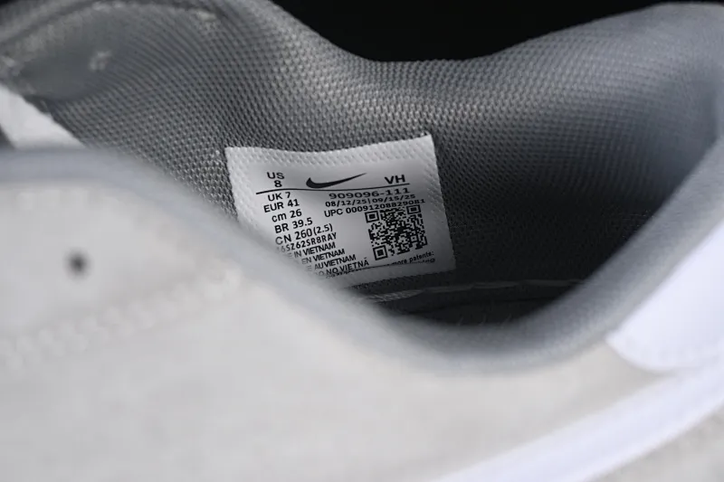 All categories Nk SB Dunk series Nike SB Fc Classic campus sneakers Nike SB Fc Classic Nike autumn and winter campus casual sneakers 909096-111